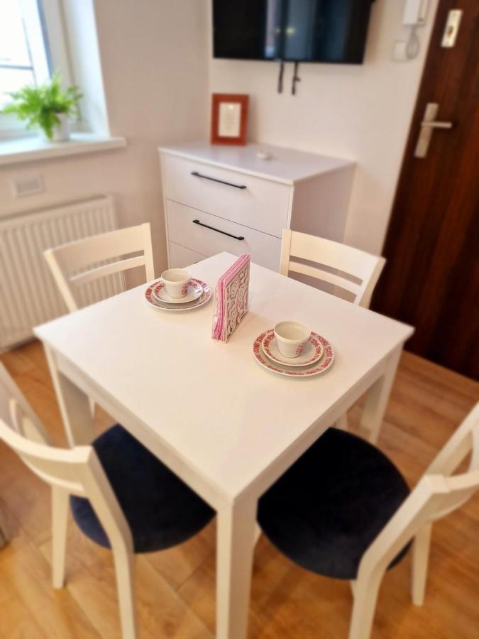 Apartament Przy Deptaku Jelení Hora Exteriér fotografie